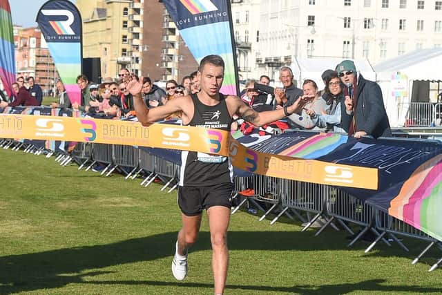 James Westlake wins the Brighton 10-mile race in 2018. 			       			                             Picture by PW Sporting Photography