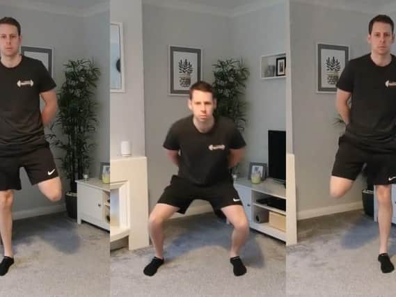 Bum kicks with squats