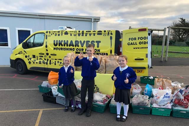 East Wittering Community Primary School pupils receive a delivery from UKHarvest
