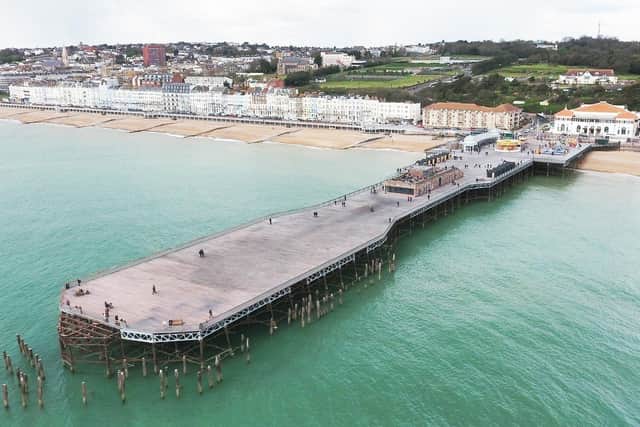 Aerial photo of Hastings Pier. Photo by Eddie Mitchell. SUS-171128-112616001