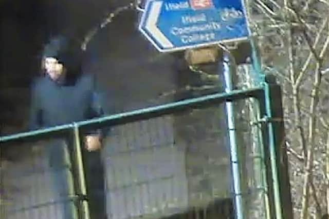 Do you recognise the man in this picture? Image from Sussex Police SUS-211003-212840001