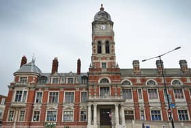 Eastbourne Town Hall SUS-210216-141612001