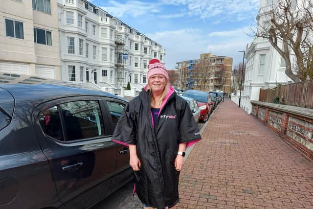Annemarie Field in DryRobe SUS-210325-101956001