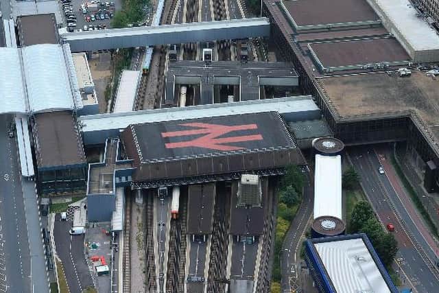 Network Rail will use Sunday 4 and Monday 5 April over the Easter weekend to press on with the Gatwick Airport station redevelopment to make passengers future journeys from the train to the plane easier, while the station is open for travel.