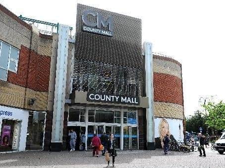 County Mall, Crawley