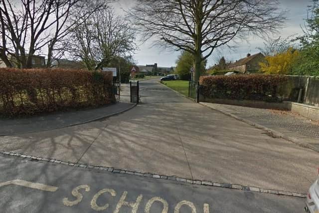 Downlands Community School (Photo from Google Maps Street View)