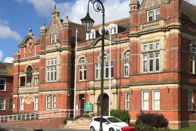 Rother Town Hall SUS-190318-083727001