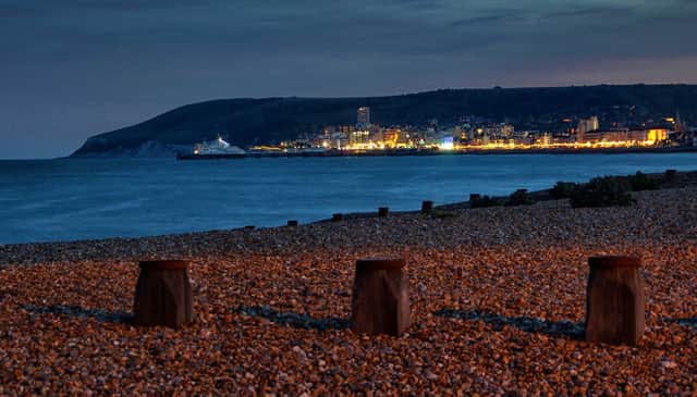 Eastbourne seafront in the evening, taken from Langney Point by John Lauper, with a Canon EOS 60D. SUS-190515-154452001