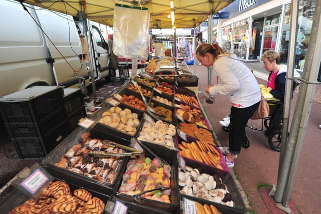 17/5/14- Bexhill Anglo-continental Market. SUS-140517-183353001