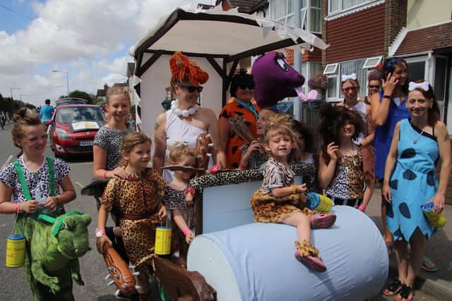 Bexhill Carnival 2018. Photo by Roberts Photographic SUS-190327-165309001