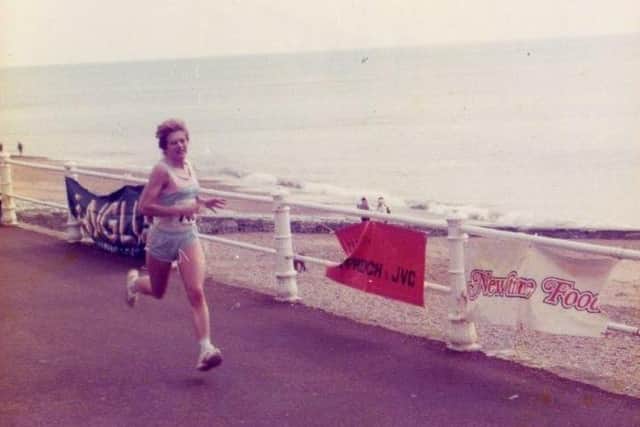 Caroline Horne winning the womens race at the first Hastings Half  in 1985