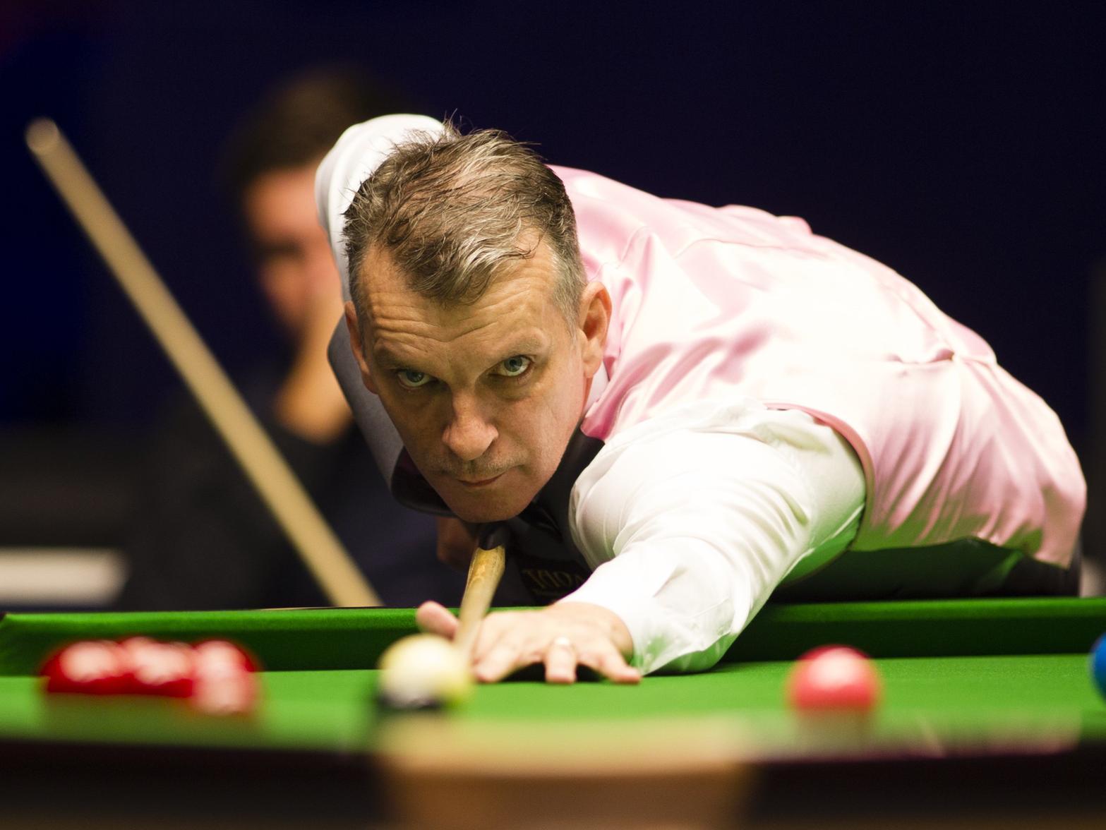 Fortunes are mixed for Davis on return to the snooker table