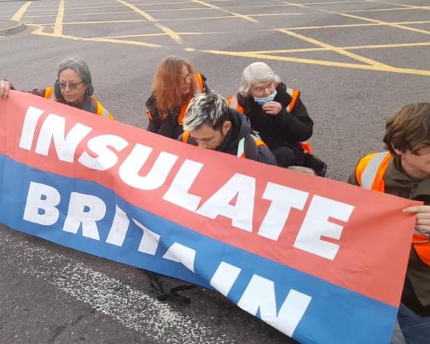 Approximately 40 people from Insulate Britain have blocked the M25 at Junction 31 and the London Road A1090 near the Dartford Crossing today (Wednesday, October 13)