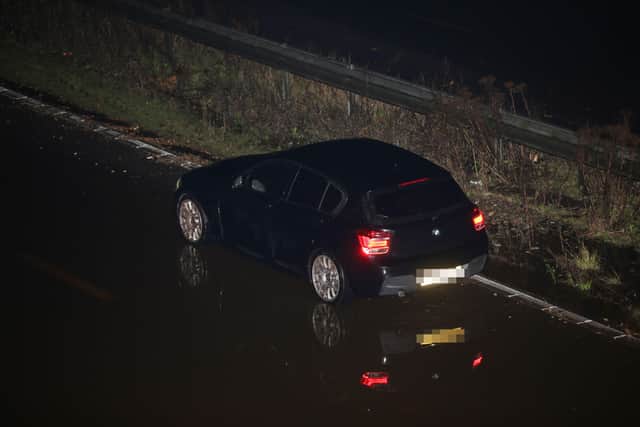 Potential abandoned car on the M23. Picture from Eddie Mitchell SUS-211021-073453001