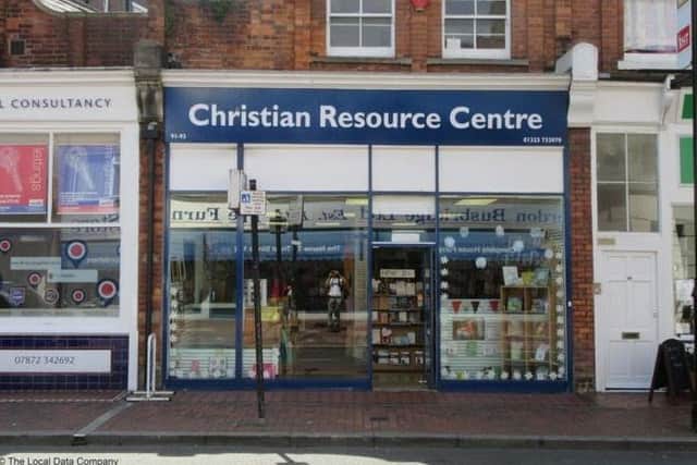 Christian Resource Centre. SUS-211025-131418001