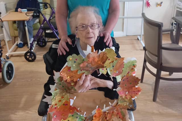 Claire Smith from Creative Mojo hosted a fun session, where residents created an autumn wreath, decorated with leaves of red, orange and brown