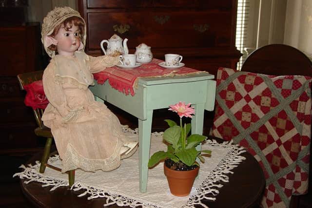 An example of a Victorian doll. Image by Janice Brown from Pixabay
