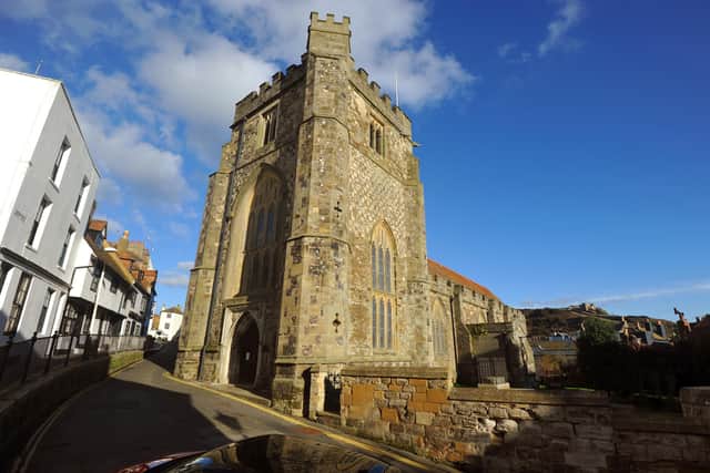 19/11/13- St Clements Church, Hastings Old Town. ENGSUS00120131119171158