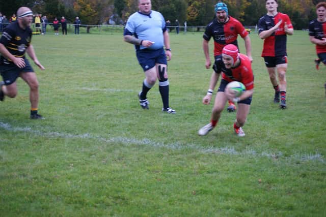 Heath scored a series of well worked team tries to win against a strong Shoreham side