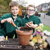 Barratt Homes donated a selection of flower bulbs to Bolnore Primary School, which is a few minutes away from the housebuilder’s Wychwood Park development on Rocky Lane, Haywards Heath. Picture: Building Relations PR.