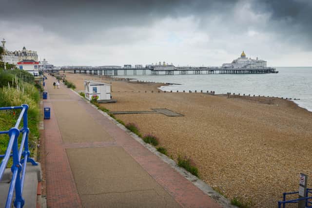 Eastbourne seafront  SUS-210807-133929001