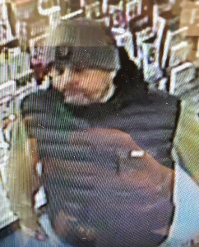 Police investigating a theft in Chichester are appealing for the witness to come forward. SUS-211229-122210001