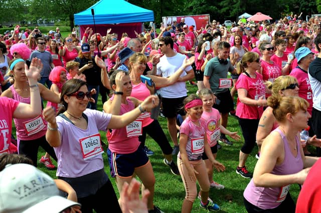 Horsham Race for Life. Pic Steve Robards SR1913769 SUS-190306-113036001
