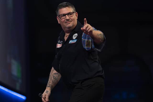 Gary Anderson hits back / Picture: Lawrence Lustig - PDC