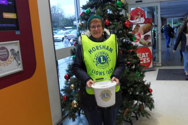 Collecting of behalf of Horsham Lions