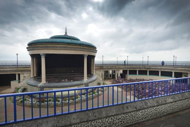 Eastbourne Bandstand has announced that three upcoming shows have been cancelled. SUS-210109-133114001
