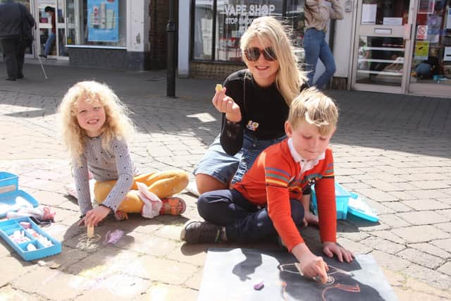 LOVE Local Arts Event Littlehampton. Poppy Golds and her children Bonnie 6 and Jacob 6. Photo by Derek Martin Photography
