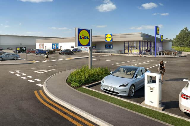 A new Lidl superstore is to open in Billingshurst this summer