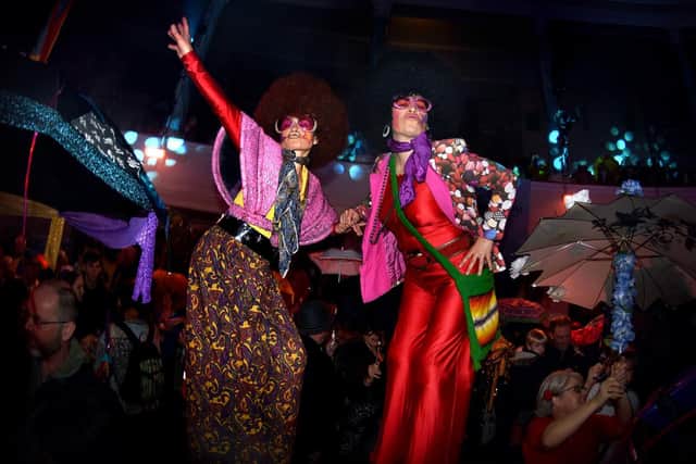 2019 UMBRELLA PARADE. HASTINGS FAT TUESDAY MUSIC FESTIVAL. CREDIT MARK RICHARDS.