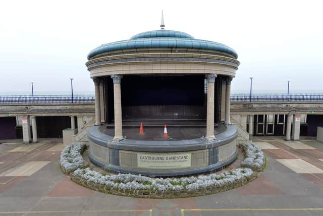 Eastbourne Bandstand (Pic by Jon Rigby) SUS-220126-115625008