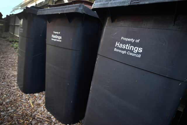 File: Rubbish bins Hastings Borough Council. SUS-220202-083132001