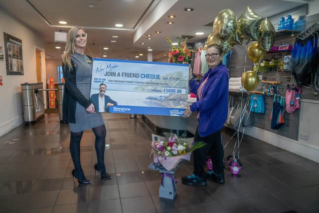 Hastings woman wins dream holiday SUS-220902-093429001