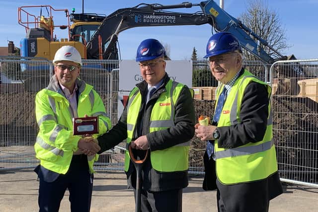 Councillor Sir Peter Bottomley and Councillor Kevin Jenkins with GallifordTry managing director Gavin Bridge at the WICC site