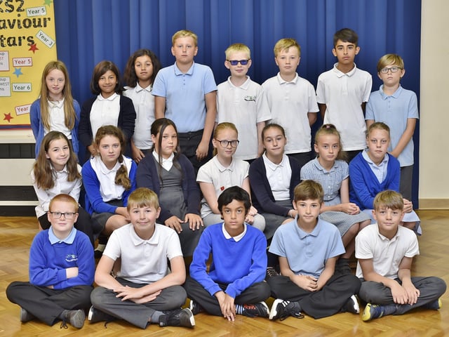 Paston Ridings year 6 classes (3) Y618 EMN-180717-160454009