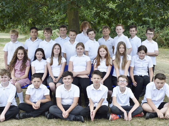 Welbourne primary school year 6 class Y618 EMN-180717-160309009