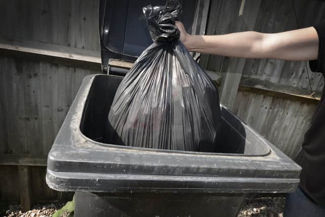 Residents have been told to keep hold of their rubbish SUS-220202-083002001