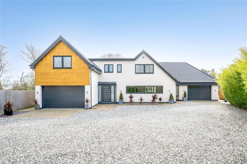 This newly renovated home with mod cons and a huge garden has recently been added to the market.
