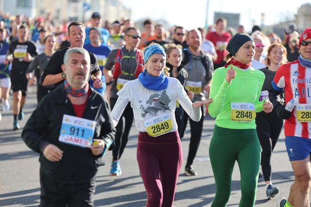 10,000 runners turn out for the Brighton Half marathon 2022