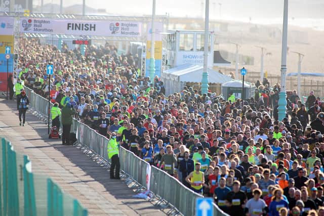 Thousands turn out for Brighton Half marathon 2022