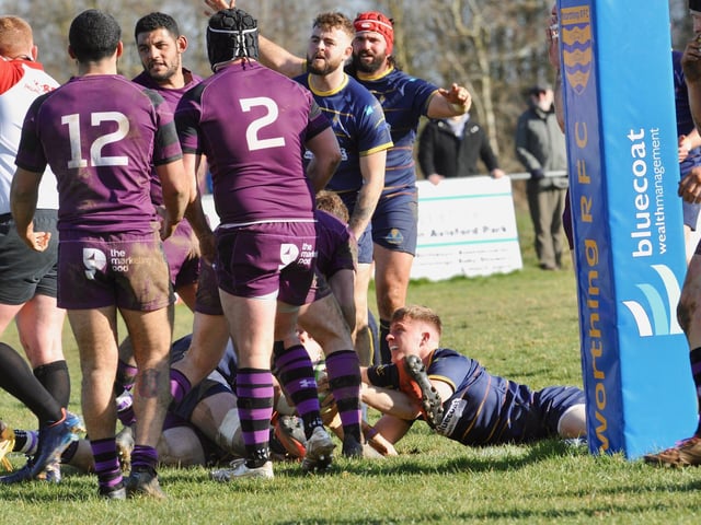 Action from Worthing Raiders' 35-19 win over Leicester in rugby's National two south at Roundstone Lane / Pictures: Stephen Goodger