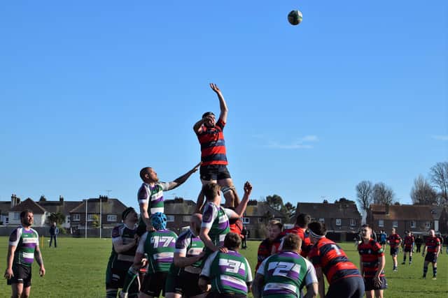 Lineout time in the Bognor v Chichester II clash / Picture: Michael Clayden