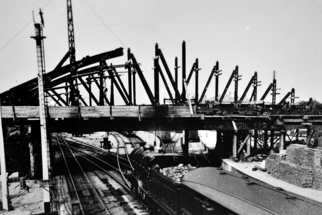 Crescent Bridge in the 1900s while under construction.