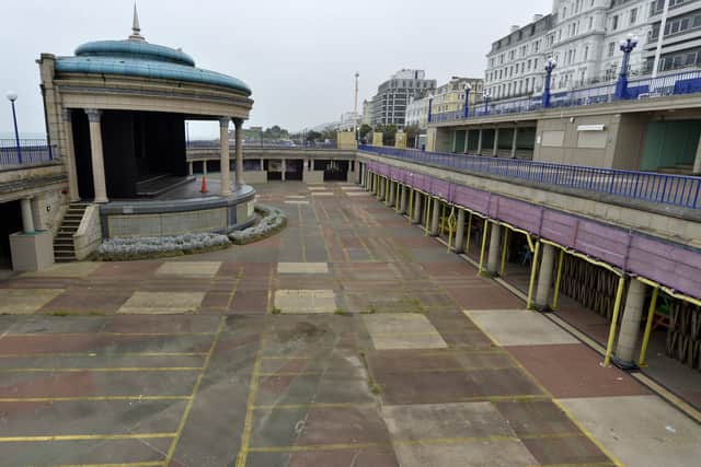 Eastbourne Bandstand (Pic by Jon Rigby) SUS-220126-115002008