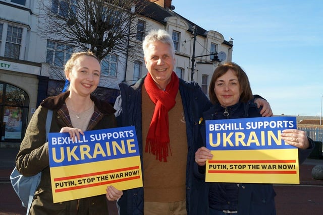 Bexhill Supports Ukraine rally on March 12. Photo by Derek Canty. SUS-220314-122800001