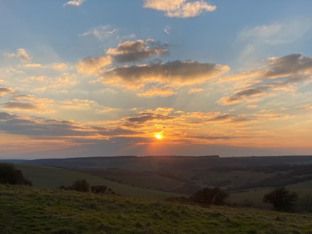 Sunset at Butts Brow, taken by Donato Tallo. SUS-220316-110604001