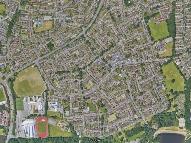 Tilgate had 825.8 Covid-19 cases per 100,000 people in the latest week, a rise of 59.3% from the week before.